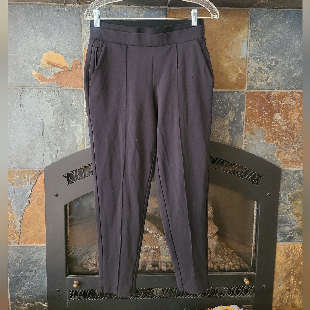 Athleta Women's Black Venice Pintuck Slim Athletic Pants Elastic Waistband small